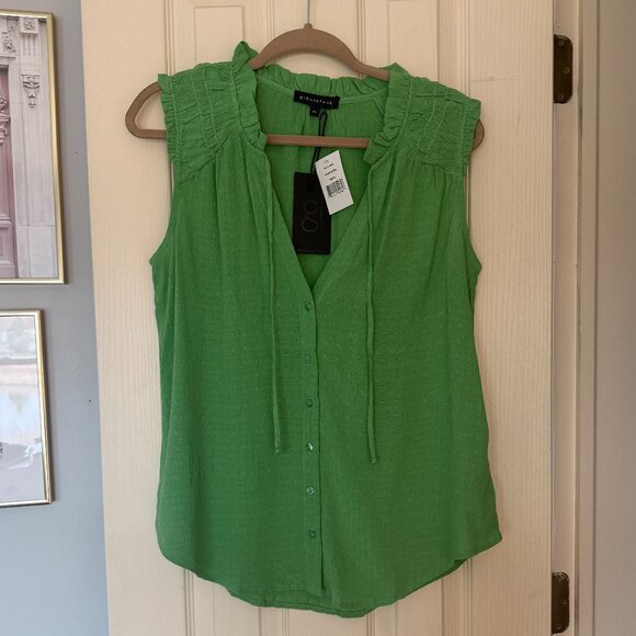 Gibsonlook Tops - NWT Gibsonlook Sleeveless Smocked Yoke Blouse